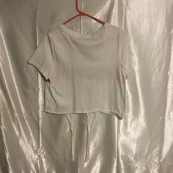 Hello Kitty White Crop T Shirt Tie Front Hem Short Sleeves 2XL - Picture 3 of 9